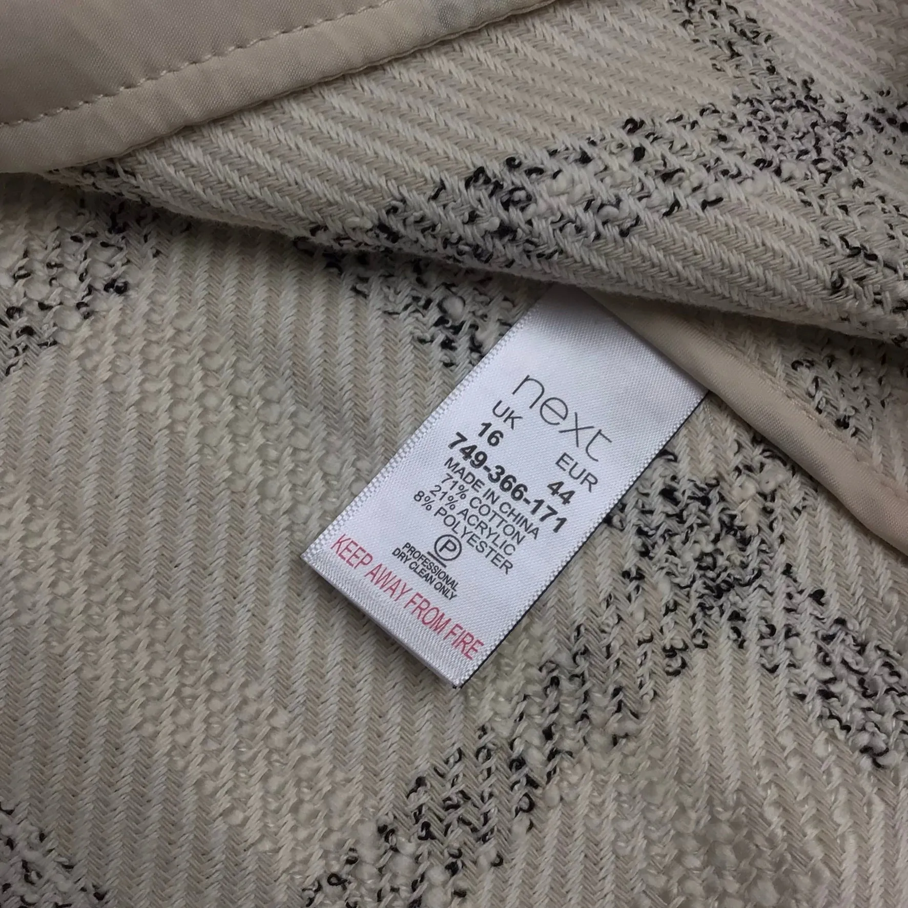 BNWT Next Tailoring Cream & Black Checked Frayed Jacket Size 16