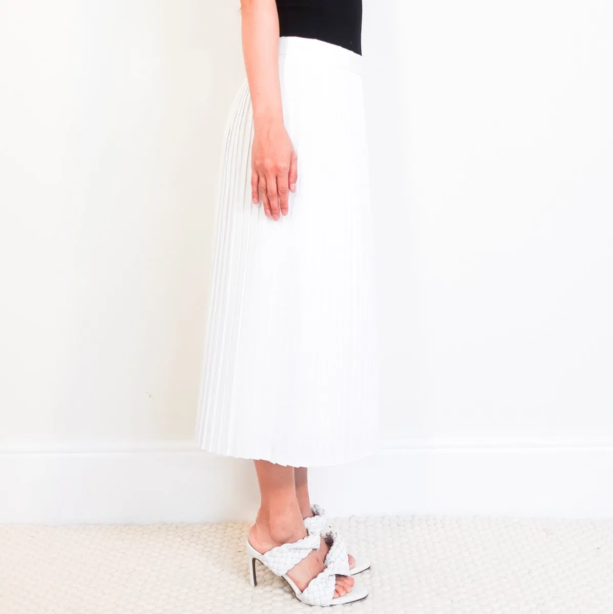 White skirt RRP £125-final sale