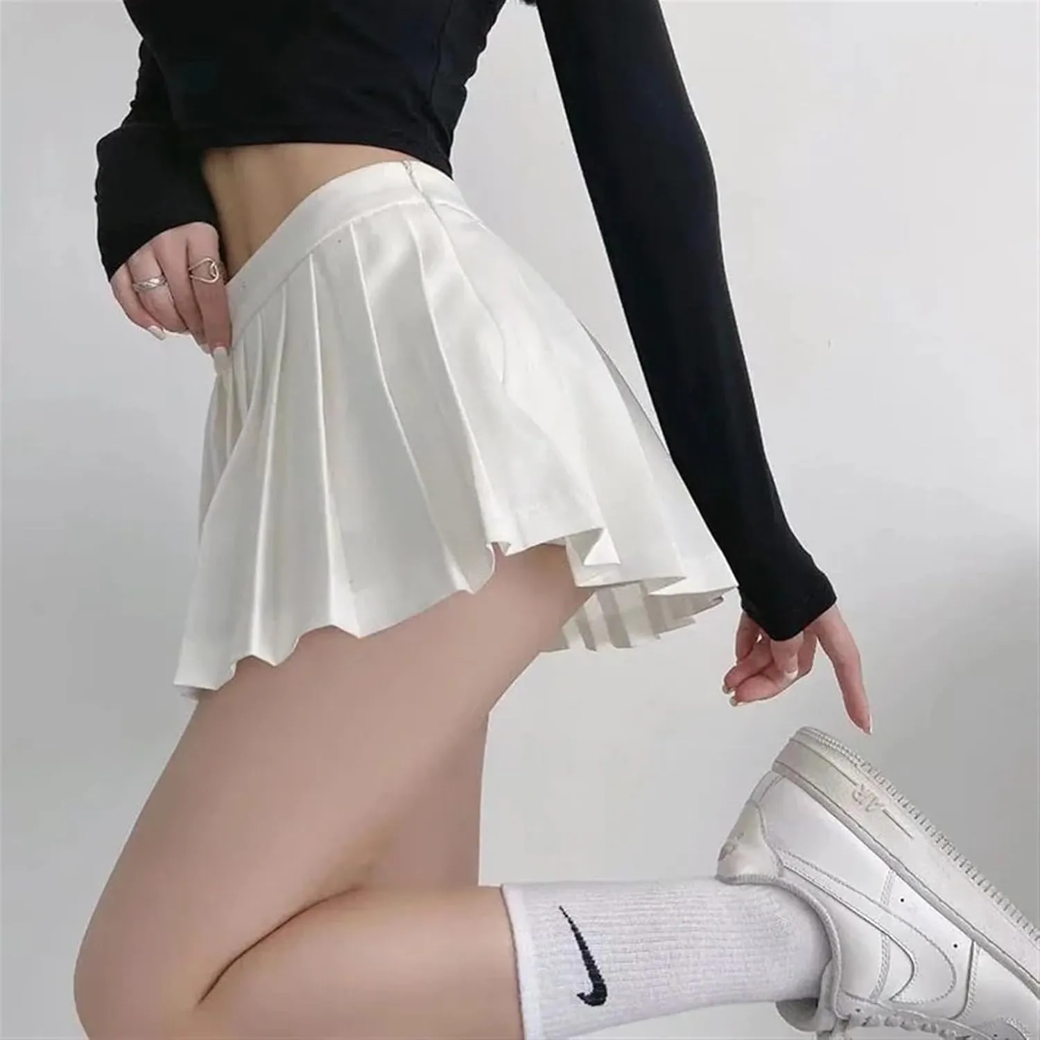 Womens Sexy Pleated Skirts High Waist Summer Vintage Mini Skirts Tennis Student White Designed Dance Skirt